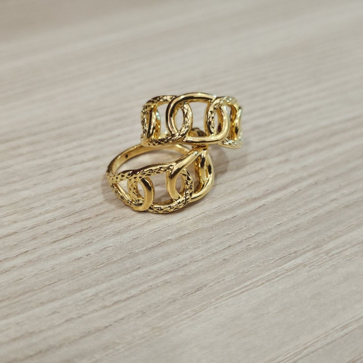 916 Gold Interlock Design Ring Latest Design and Feather LightRingsBest Gold Shop