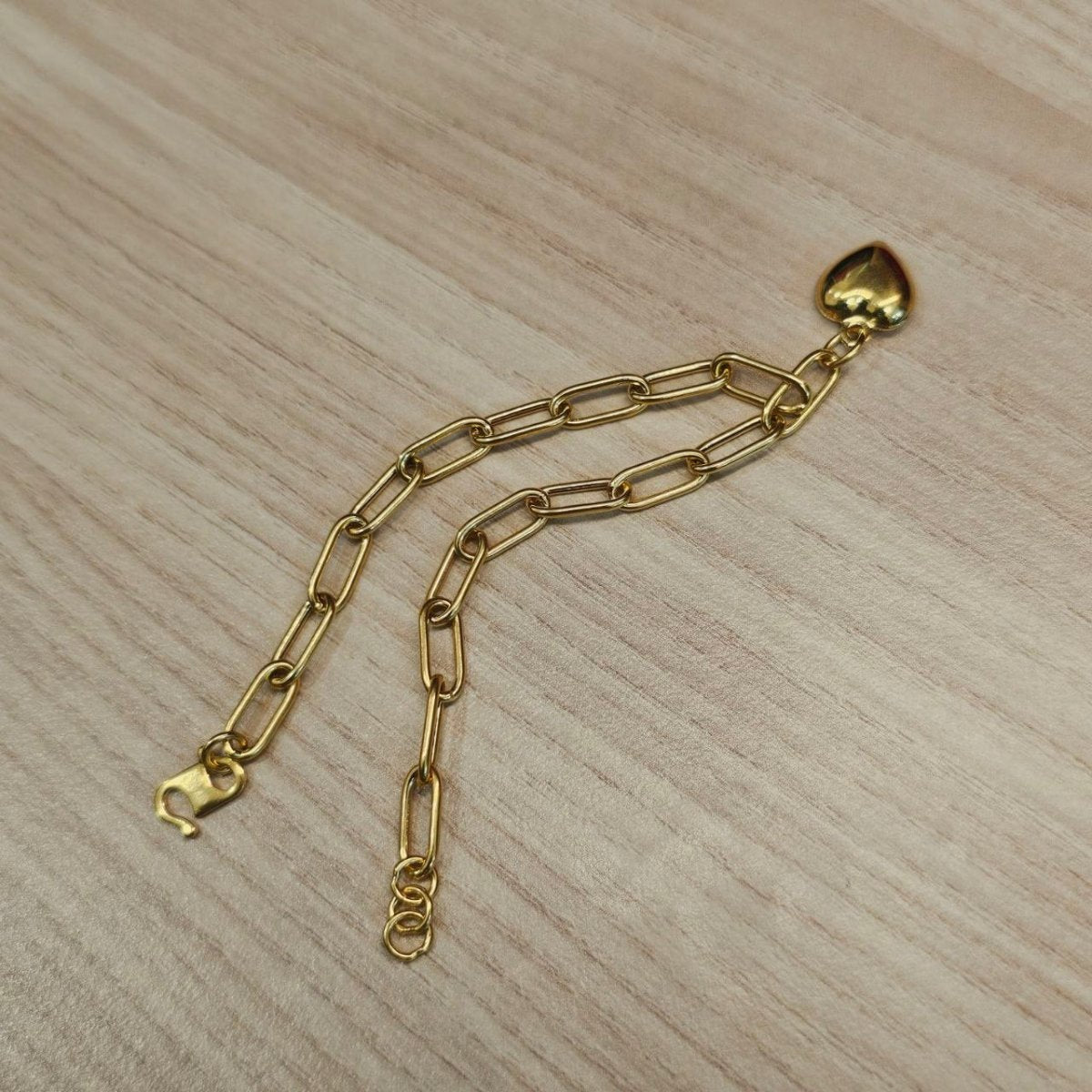 916 Gold Link Bracelet with Dangling Heart Version 2BraceletsBest Gold Shop