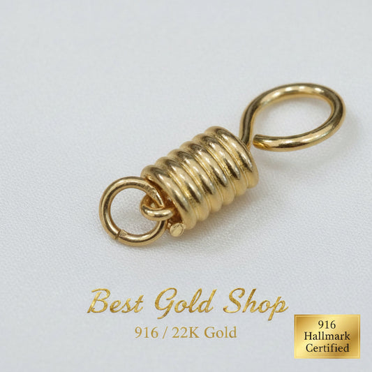 916 Gold Plain Coil Pendant Pin Connector in full view.