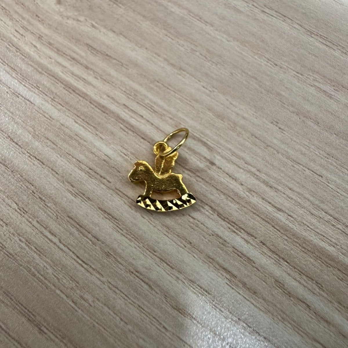 916 Gold Rocking Horse Pendant | Symbol of Childhood Good FortuneCharms & PendantsBest Gold Shop