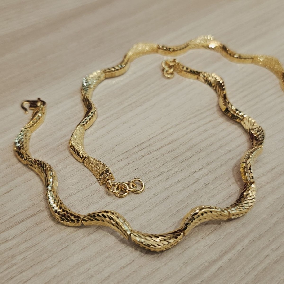 916 Gold Wavy Bracelet | New Design ElegantBraceletsBest Gold Shop