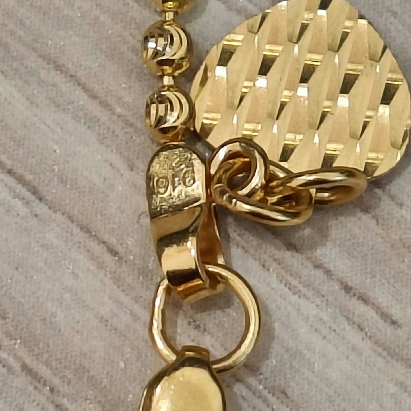 916 Gold Solid Bead Bracelet with Heart Charm