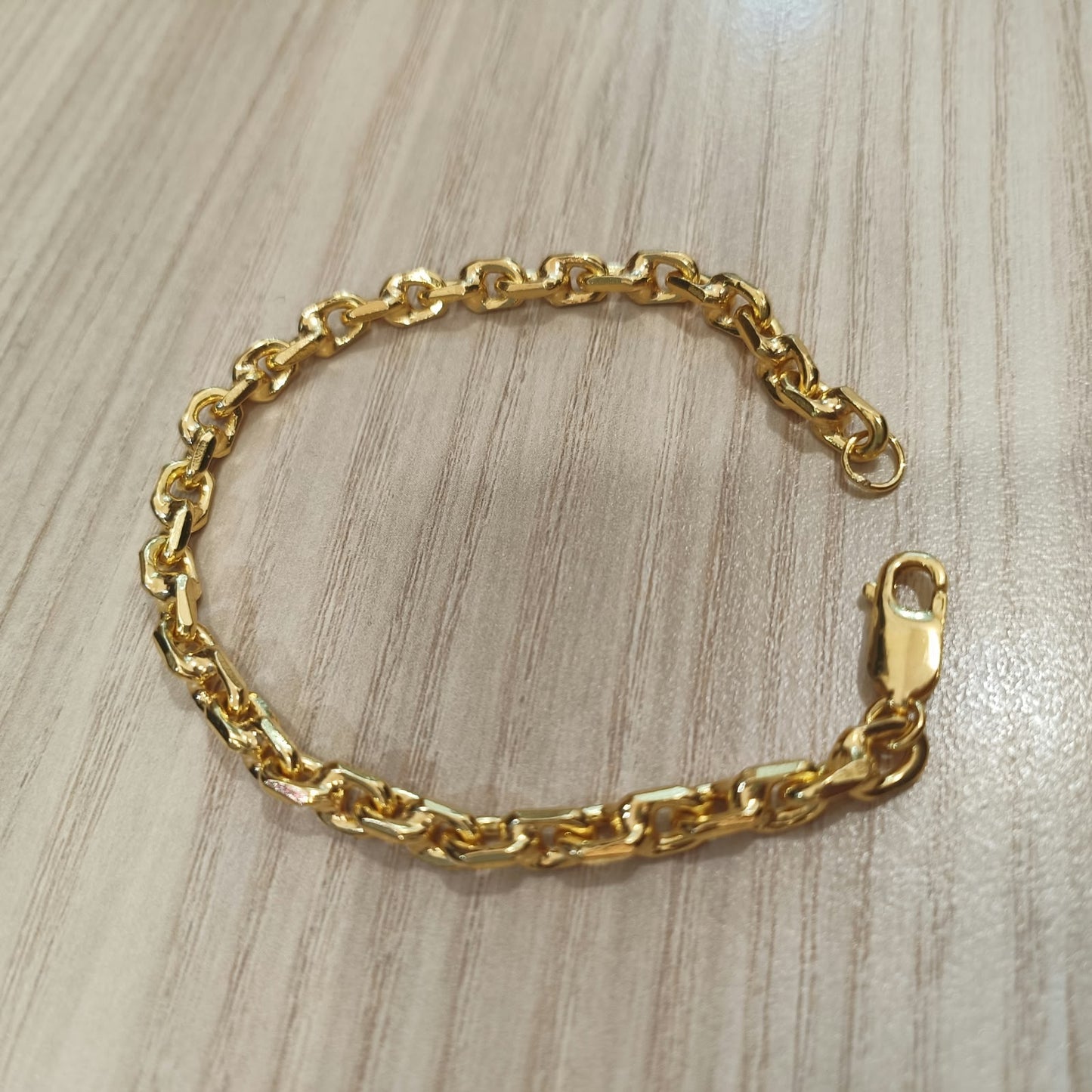 916 Gold Solid Wanzi Bracelet | Heavyweight 22K Gold Design