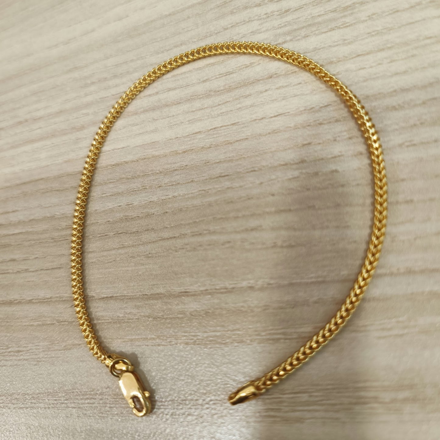 916 Gold Hollow Box Bracelet | Lightweight Classic 22K Gold Design