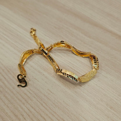 916 Gold Wavy Bracelet | New Design Elegant