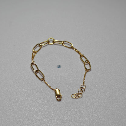 916 Gold WanZi Loop Bracelet | Adjustable 22K Gold Design