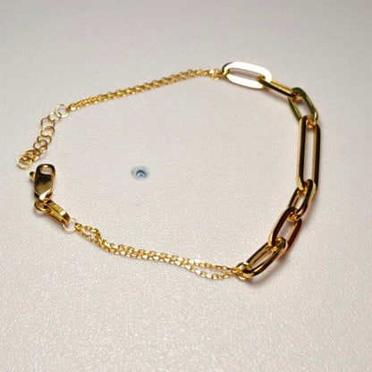 916 gold Wanzi link bracelet with elongated links and fine chain