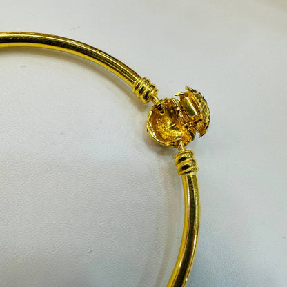 22k / 916 Gold Cutting Heart with Shiny Charms Bangle by Best Gold Shop