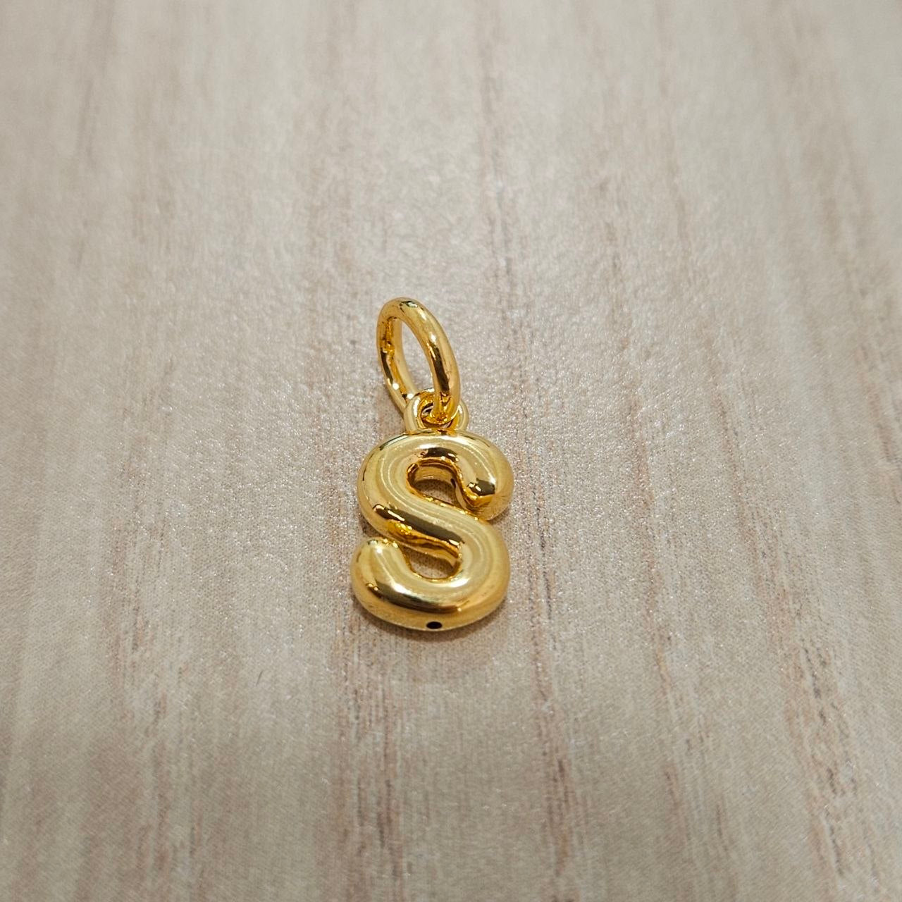 916 Gold Alphabert Pendant Feather Weight Smooth shiny Finish.