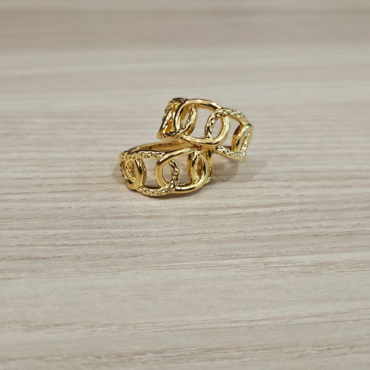 916 Gold Interlock Design Ring Latest Design and Feather Light