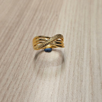 916 Gold Crisscross V5 Ring | New Lightweight Design