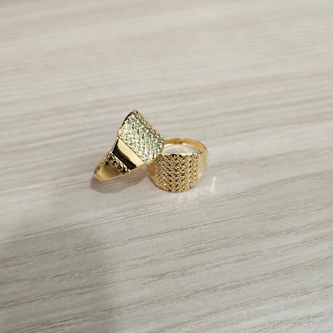 916 Gold Nuggets Ring Full Gold Feather Light