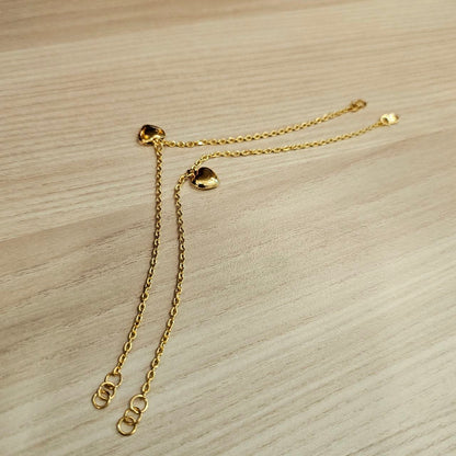 916 Gold Wan Zi Dangling Heart Bracelet Slim elegant design