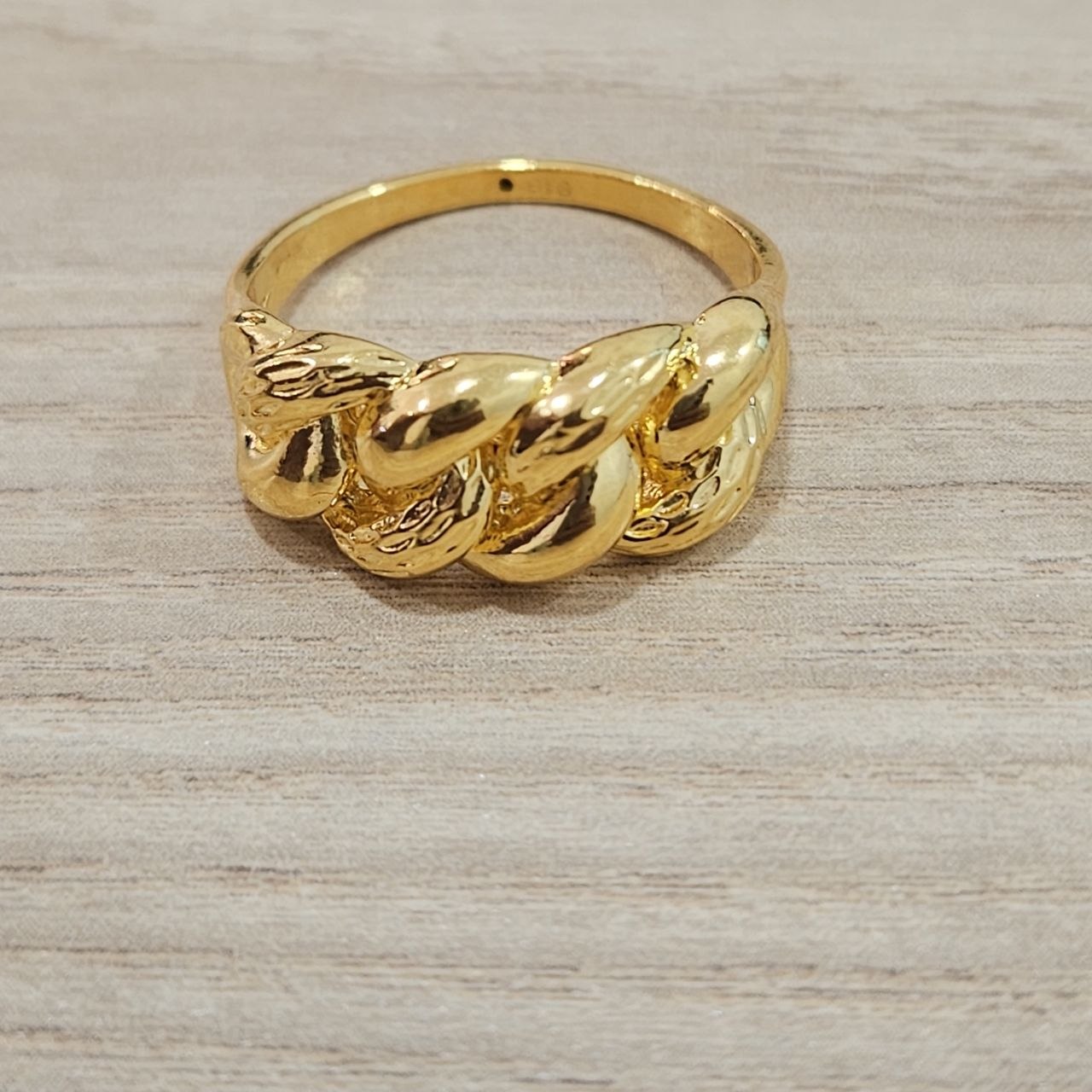 916 Gold Fishbone Ring – Smaller Version | Feather Light