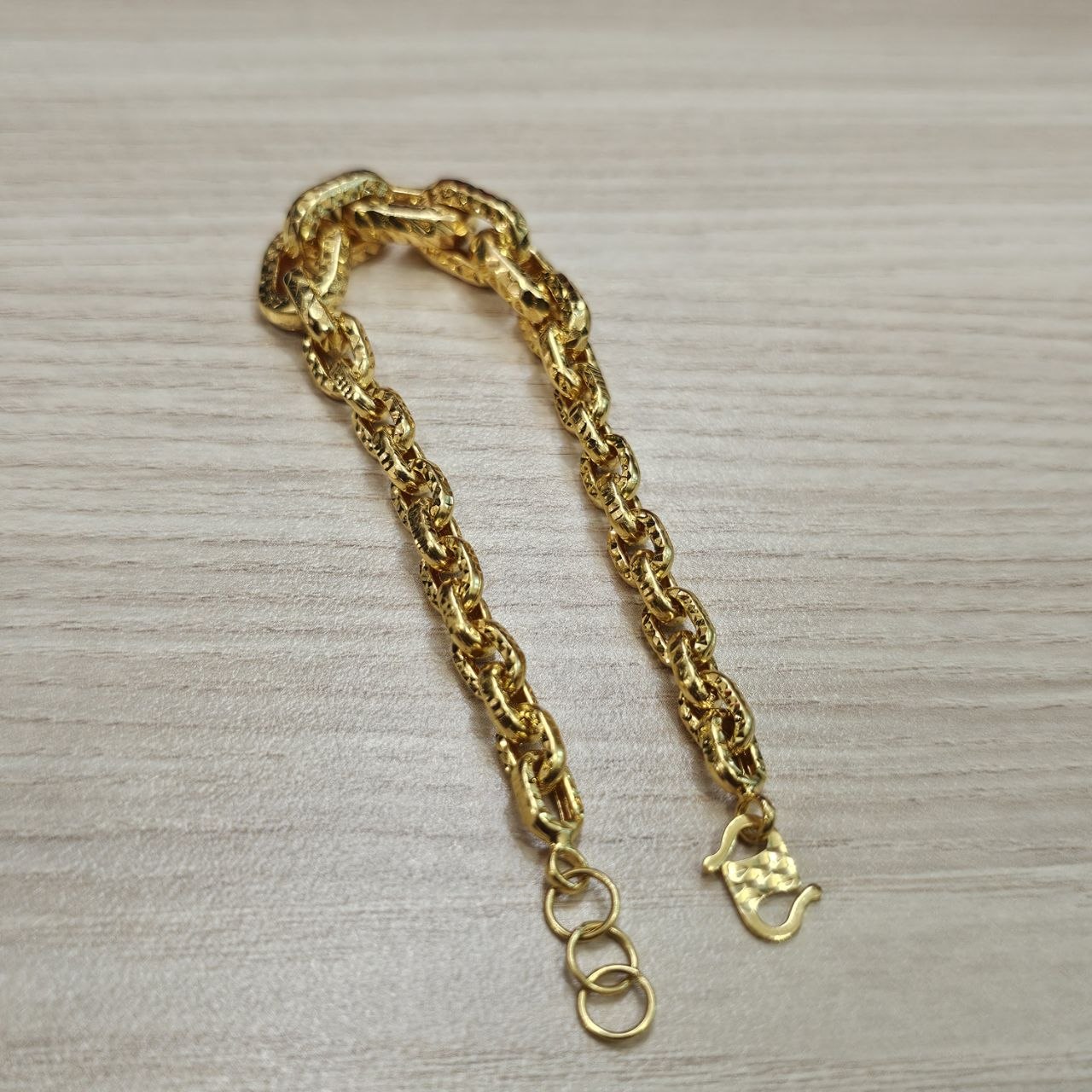 916 Gold Anchor Link With Cutting Bracelet Hollow Design