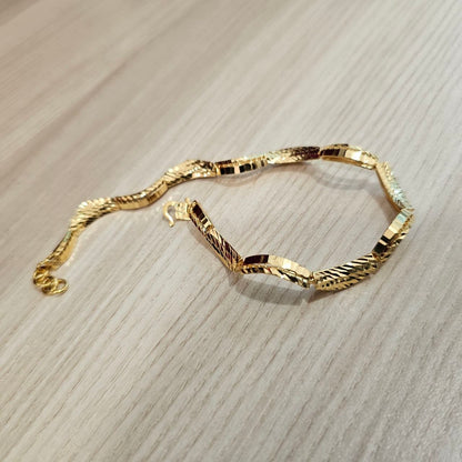 916 Gold Wavy Bracelet | New Design Elegant