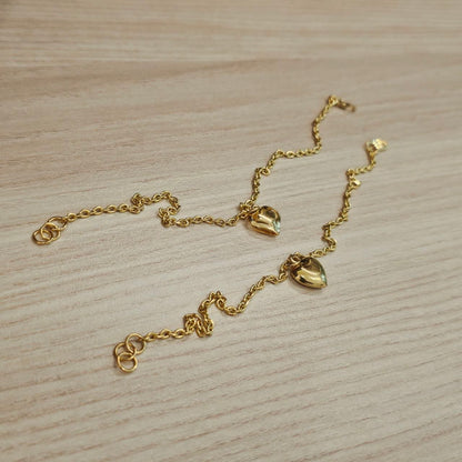 916 Gold Wan Zi Dangling Heart Bracelet Slim elegant design