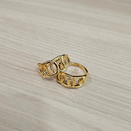 916 Gold Interlock Design Ring Latest Design and Feather Light