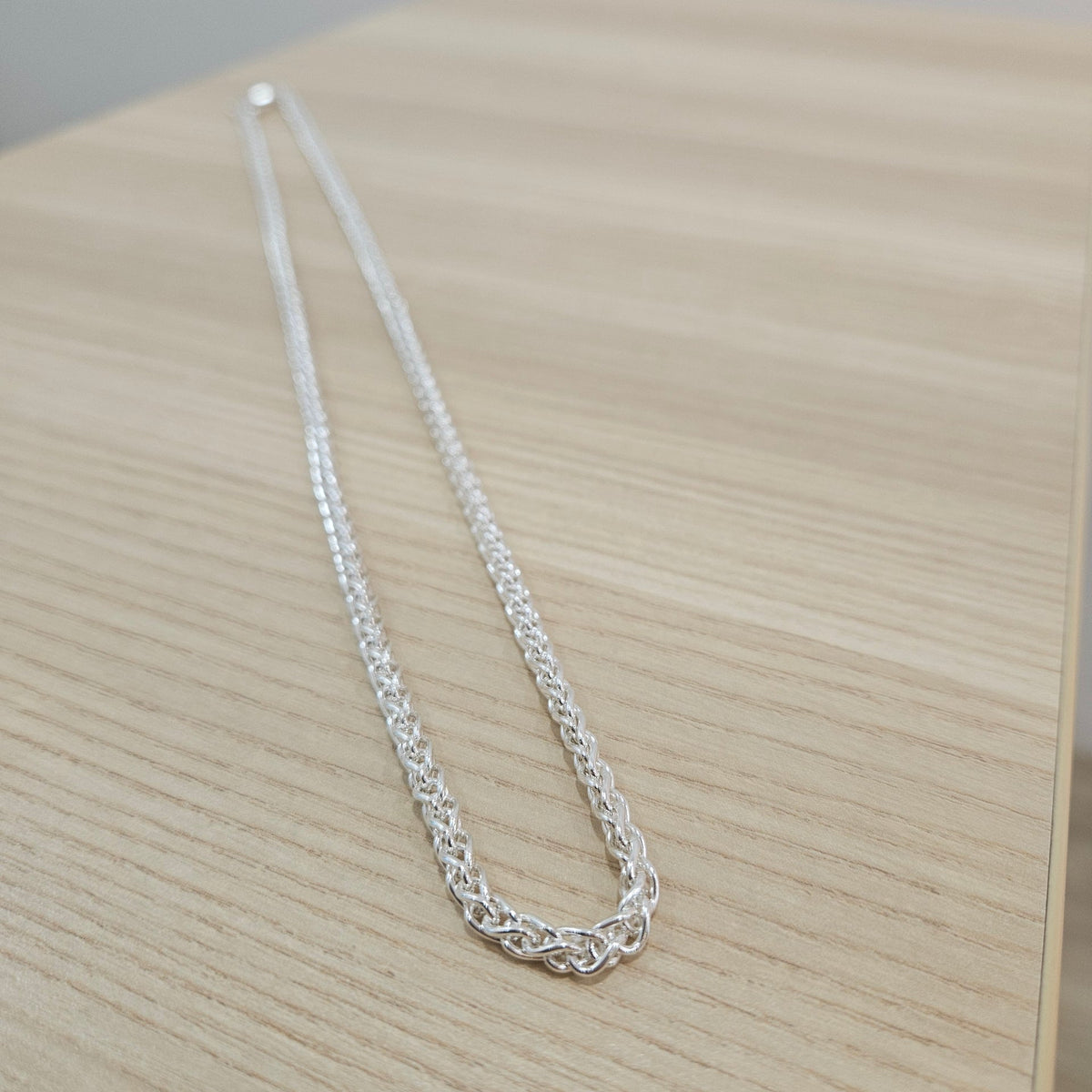 990 Silver Spike Chain Necklace | Classic Design